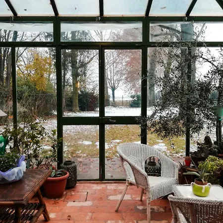 La Casa Delle Foglie Di Quercia